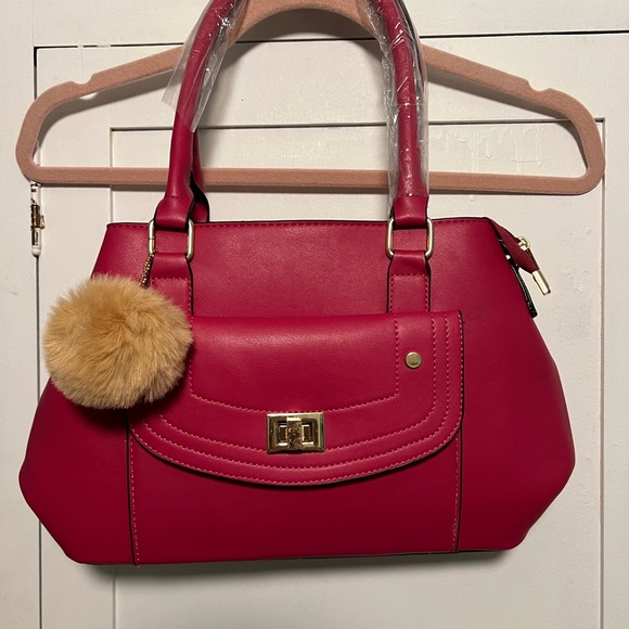 Boutique brand, vegan leather purse. - Picture 1 of 3